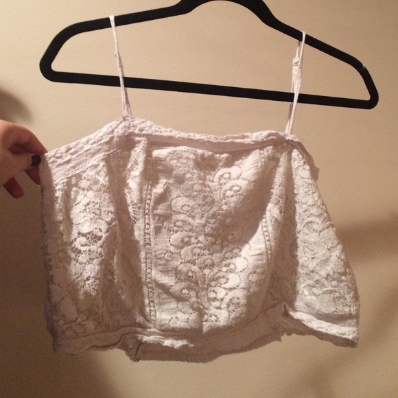 American eagle lace crop tank