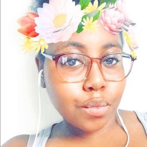 Meet your Posher, Jazmin