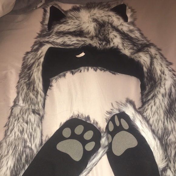 Arctic fox snood