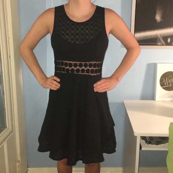 Black South Moon Under Lace Dress