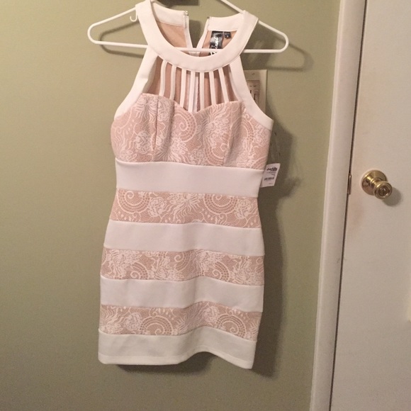 Dress - Picture 1 of 3