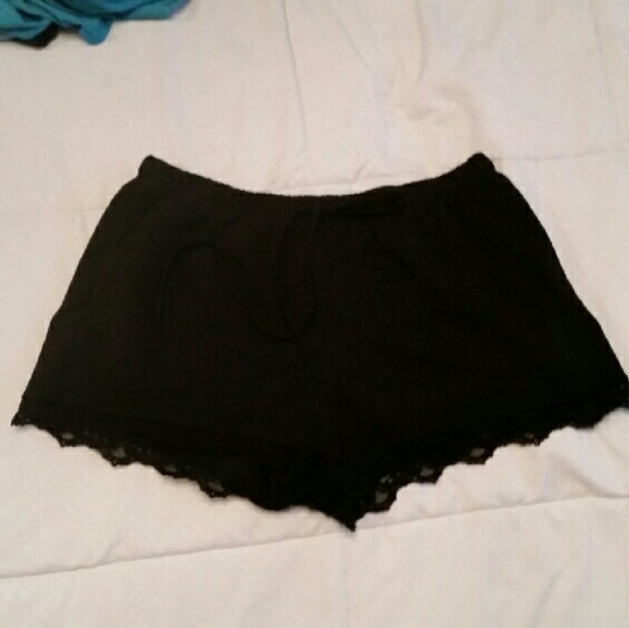lace trim shorts