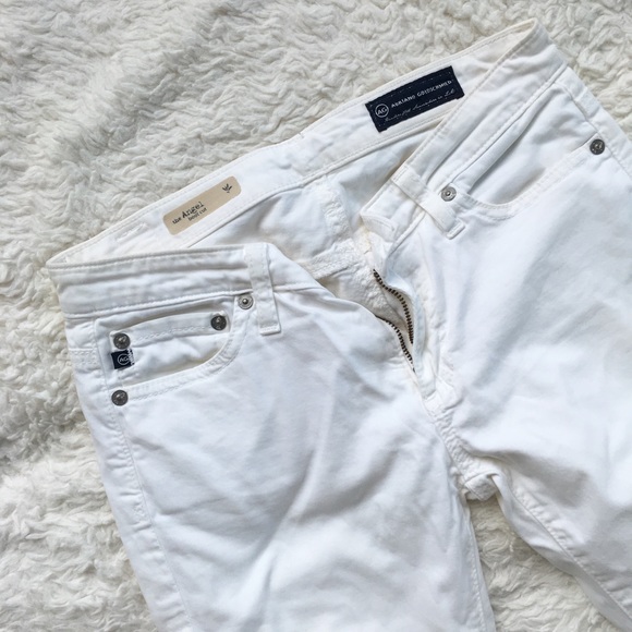 💗✨PRICE FIRM✨💗AG White "Angel" Boot Cut Jean