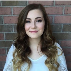 Meet your Posher, Jenna