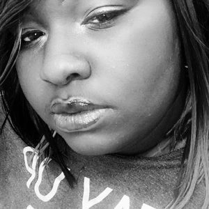 Meet your Posher, Taniesha