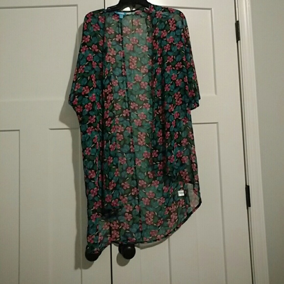 Beachy kimono!