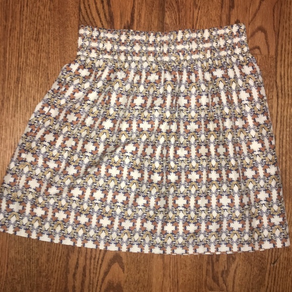 BEAUTIFUL Club Monaco Skirt