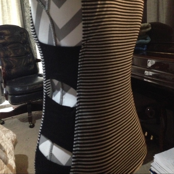 Cute tank! - Picture 3 of 3