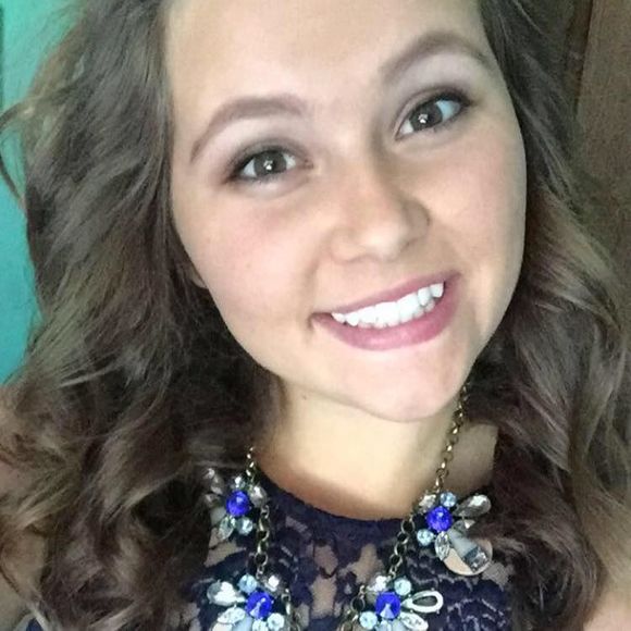 Meet your Posher, Lexy