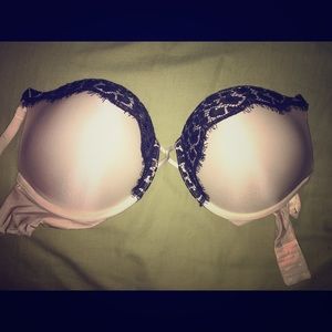 Victoria's Secret add 2 cups push up bra