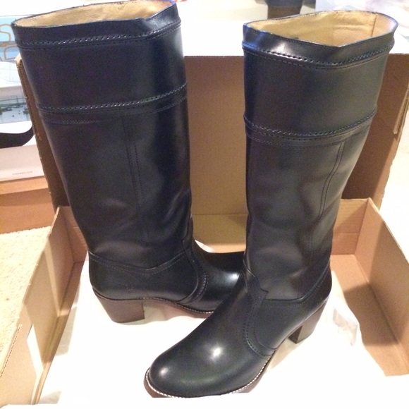 BRAND NEW Frye Jane 14L Stitch Black Boots