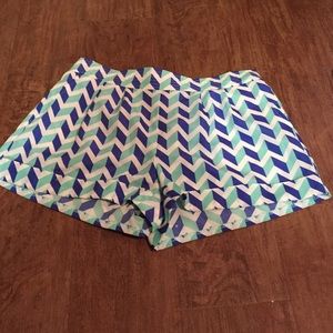 Cute sheer patterned shorts!