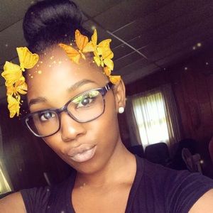 Meet your Posher, Shanasia