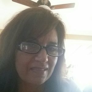 Meet your Posher, Rosa