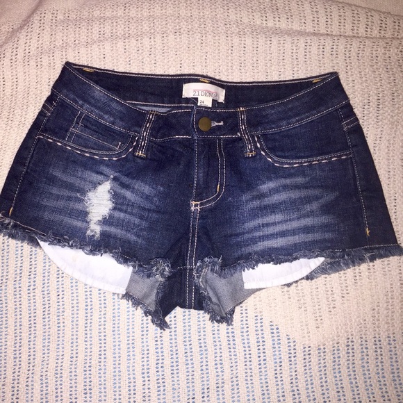 distressed dark wash denim shorts