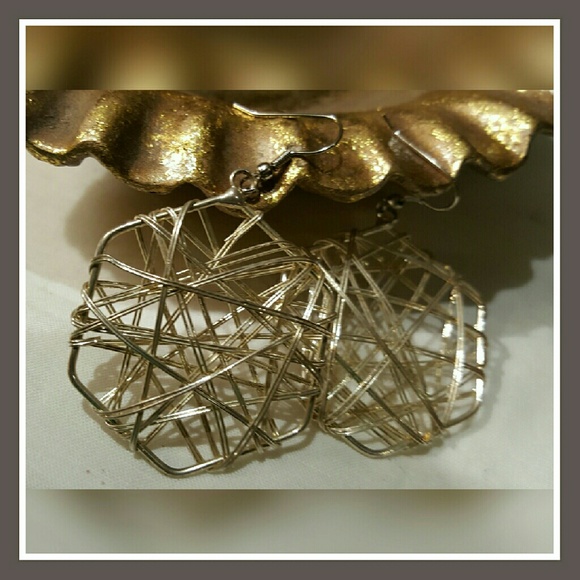 MESH HANDCRAFTED EARRINGS~NEW~Special: 2 for $23~3 for $30 - Picture 3 of 6