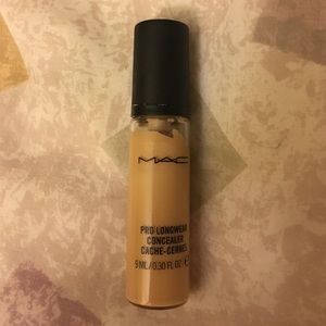 MAC pro longwear concealer