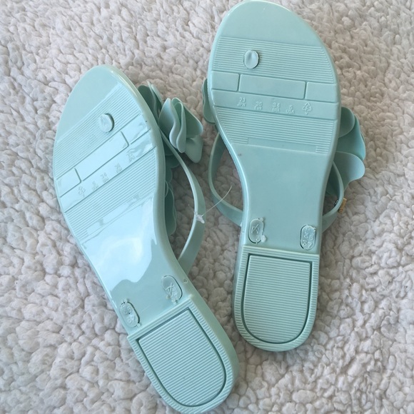 Cute flip flips - 4 colors 💕 - Picture 4 of 4