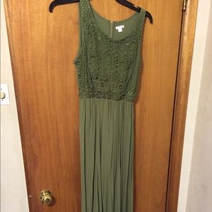Long maxi green dress!