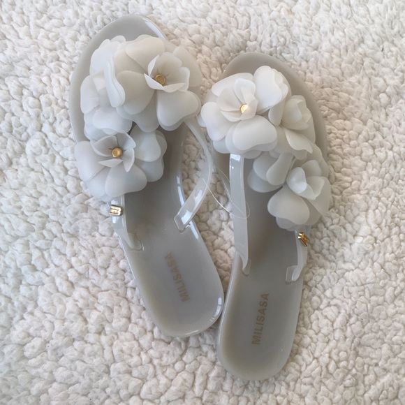 Shoes - Cute flip flops - 4 colors 💕