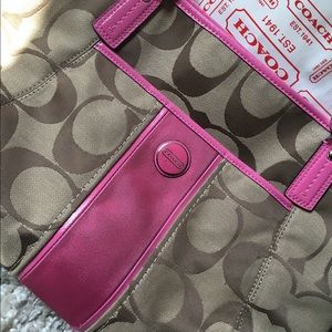 Coach hand bag
