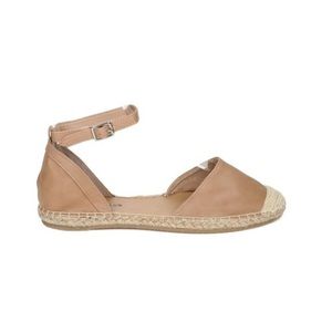 Brecklle's nude sandals