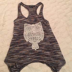 Like new lace owl racer back tank