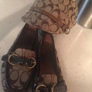 Shoes 7 1/2 , hat & sunglasses with case