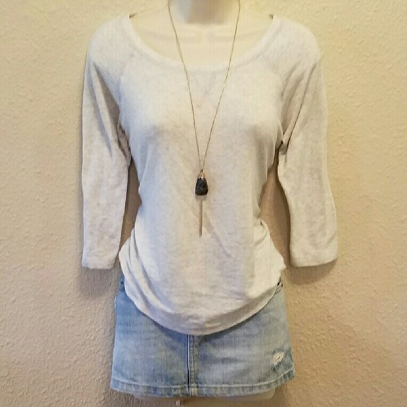 Light Heather Gray 3/4 Sleeve Sweater
