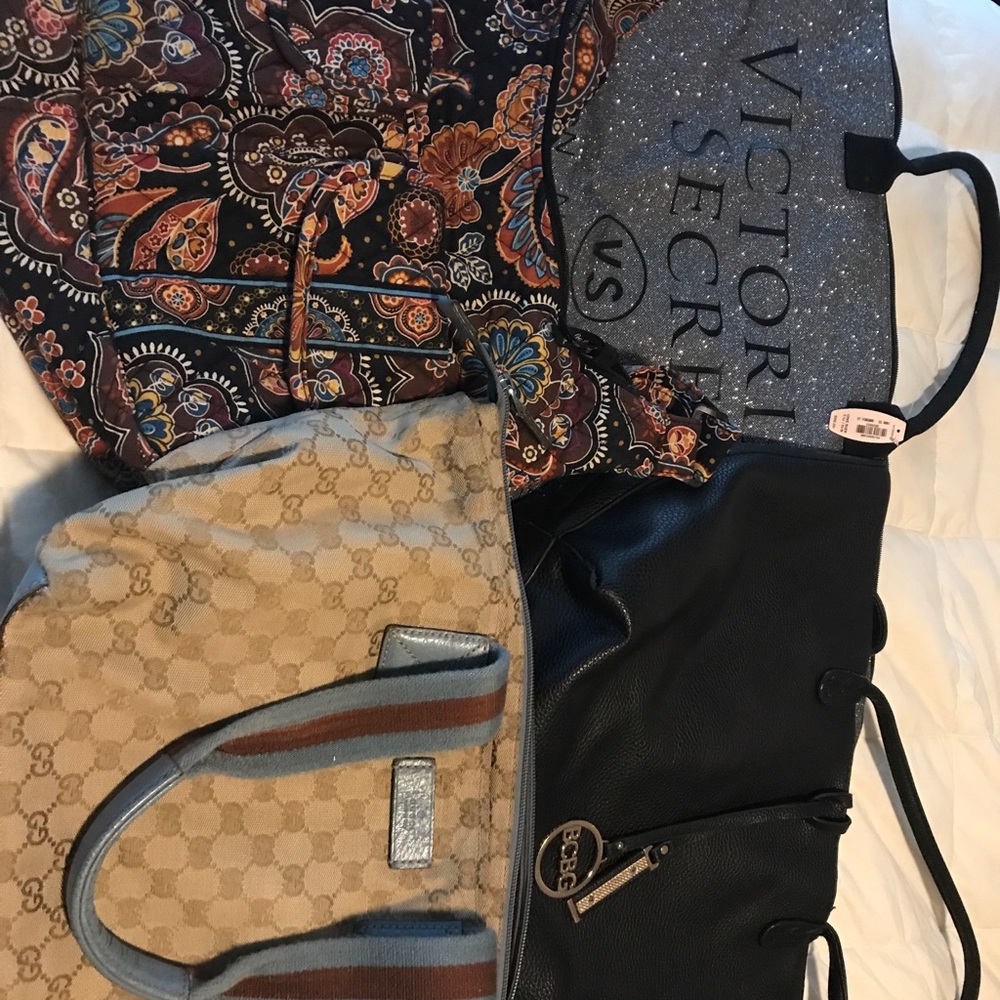 Purse bundle.
