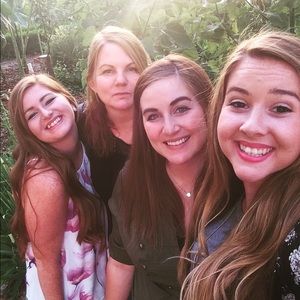 Meet your Posher, Bethany