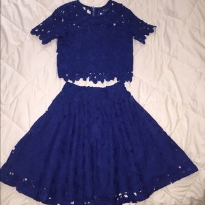 Beautiful royal blue lace 2 pice set