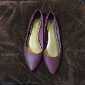 Wine/ burgundy colored flats