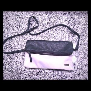 vans crossbody bag
