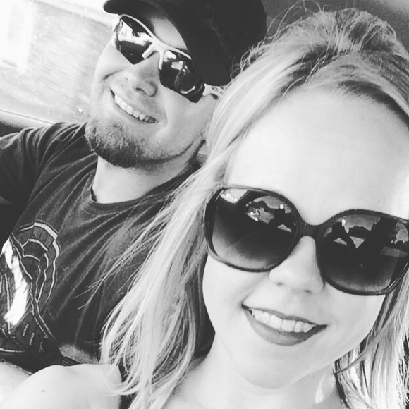 Meet your Posher, Kalea - Picture 1 of 1