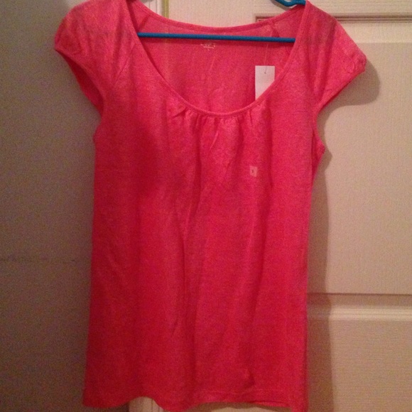 Loft tee.