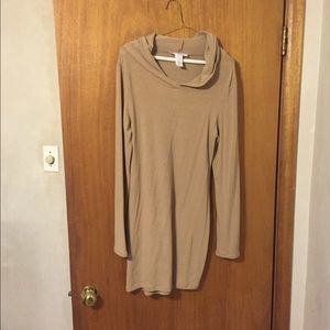 Long brown sweater with a hood