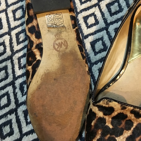 ***SOLD****Micheal Kors leopard - Picture 2 of 2