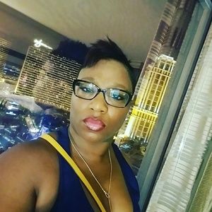 Meet your Posher, Ronnette
