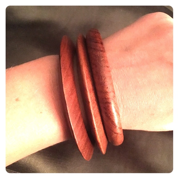 Set of 3 wooden bangle bracelets