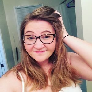 Meet your Posher, Olivia