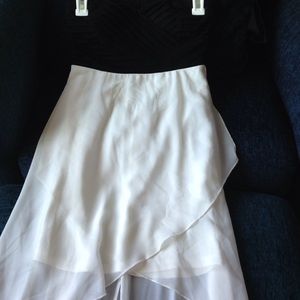 White/black long dress