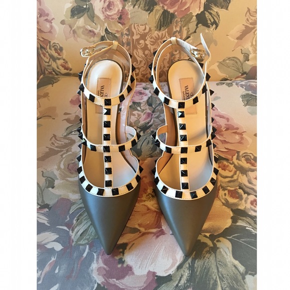 AUTHENTIC Valentino Rock stud heels