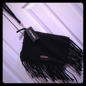Black Steve Madden clutch/wristlet