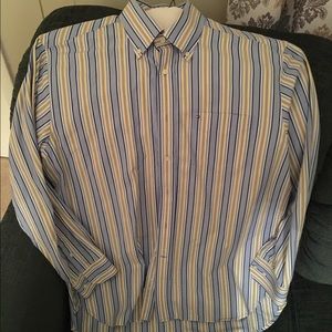 Tommy button up
