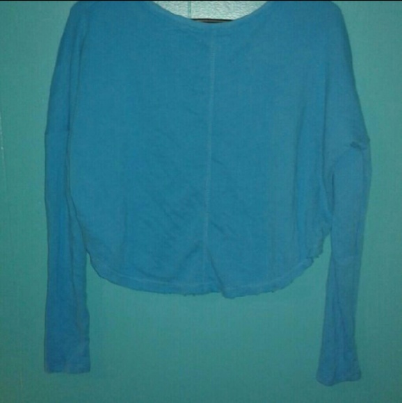 Loose cropped sweater - Picture 3 of 3