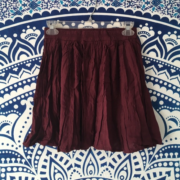 Brandy Melville Skirt (also in black)
