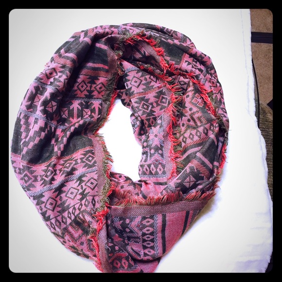 Infinity scarf