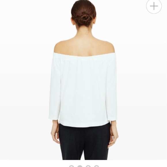 🎉Host Pick🎉🎉Club Monaco off the shoulder top - Picture 3 of 4