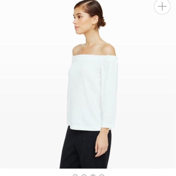 🎉Host Pick🎉🎉Club Monaco off the shoulder top - Picture 4 of 4